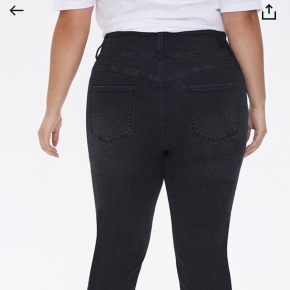 Black Curvy Fit Skinny Jeans - Picture 4 of 5
